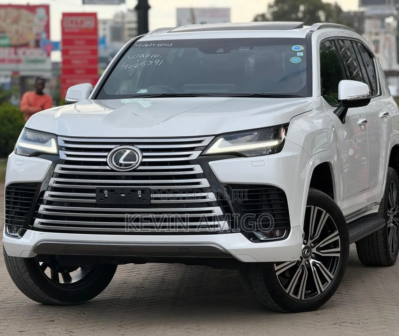 Lexus LX 600 2023