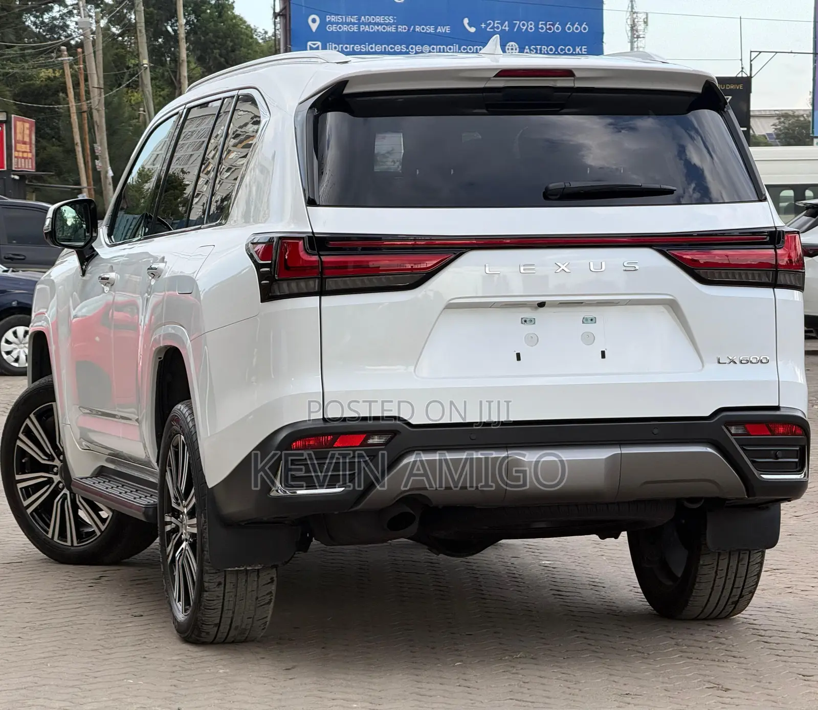 Lexus LX 600 2023