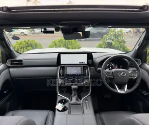 Lexus LX 600 2023