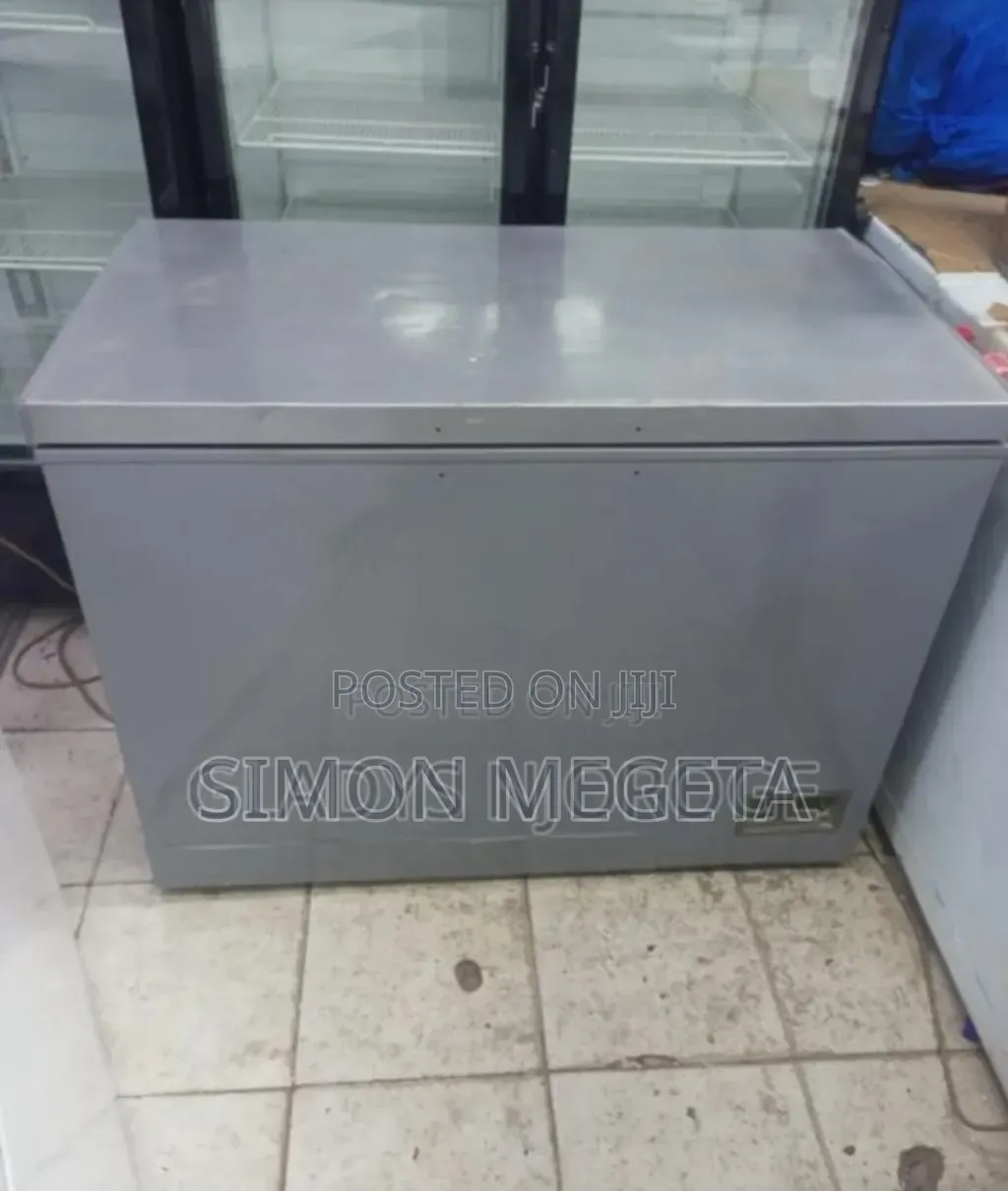 Free Delivery 400l Premier Freezer