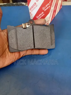Toyota Crown Front Brake Pads