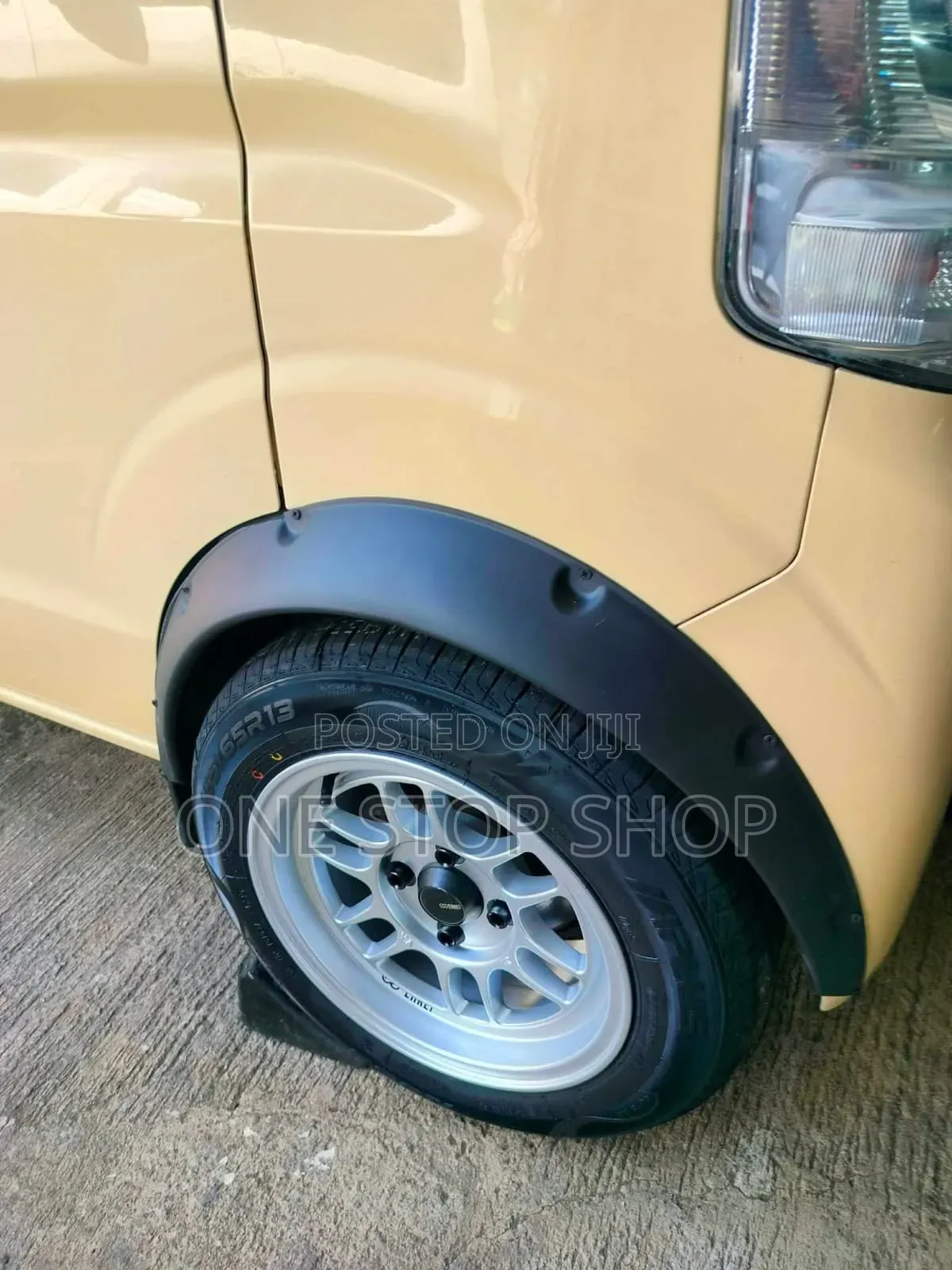 Extended Black Flexible Fender Flares Arch in 4pcs