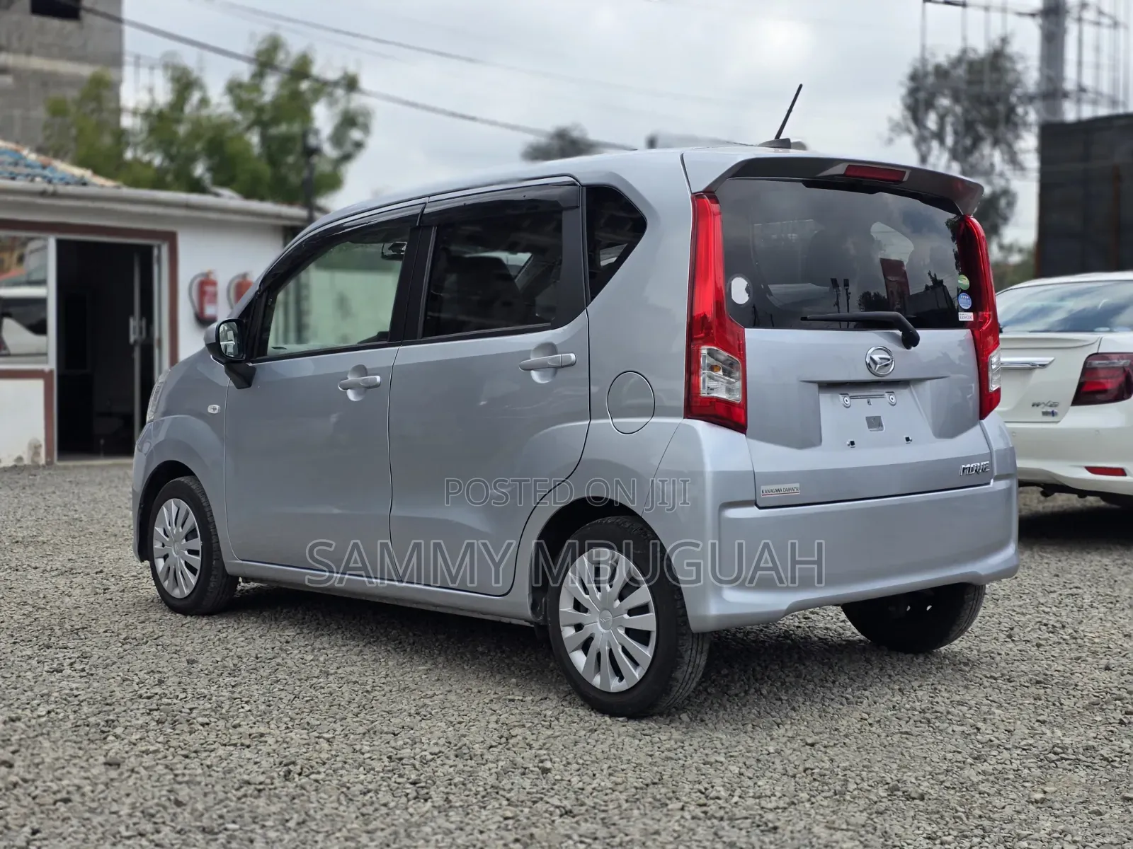 Daihatsu Move 2019 Silver