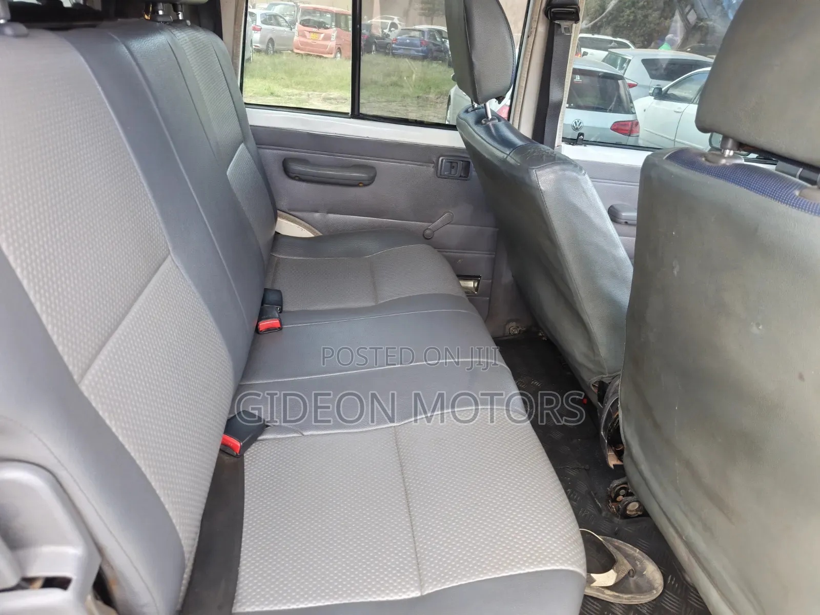 Toyota Land Cruiser 2013 White