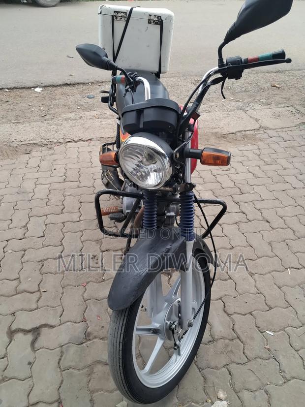 Honda CB 2024 Red - thumbnail 10