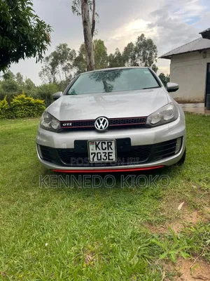 Volkswagen Golf 2010 Silver