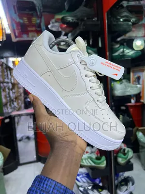 Nike Air Force 1 Low “Coconut “
Sizes:37-45