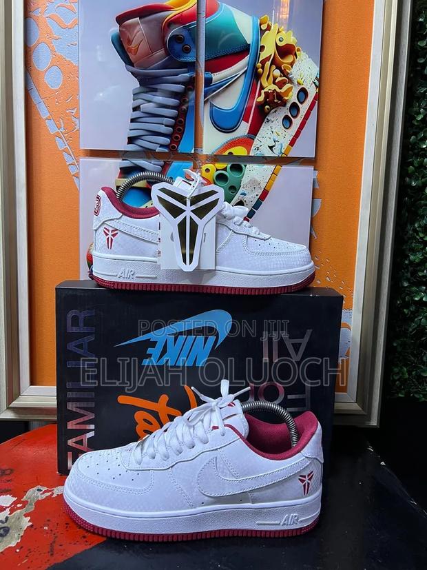 Nike Air Force 1 Low CMFT *Kobe Bryant*
Sizes:37-45 - thumbnail 2