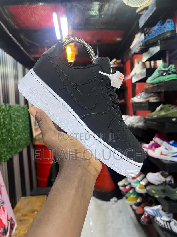 Af1 Low Black Suede
Sizes:39-45