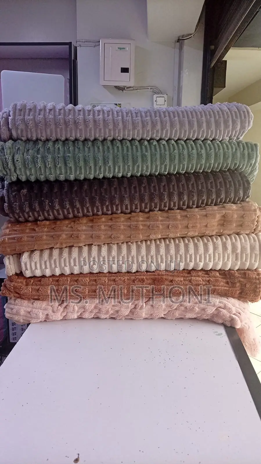 Modern Plain Striped Wooven Flannel Fleece Blanket*