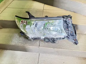 Prada 2020 Headlights Non Xenon