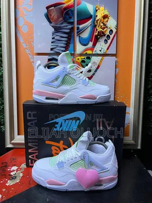 Air Jordan 4 “Valentine’S Day”
Sizes:39-45