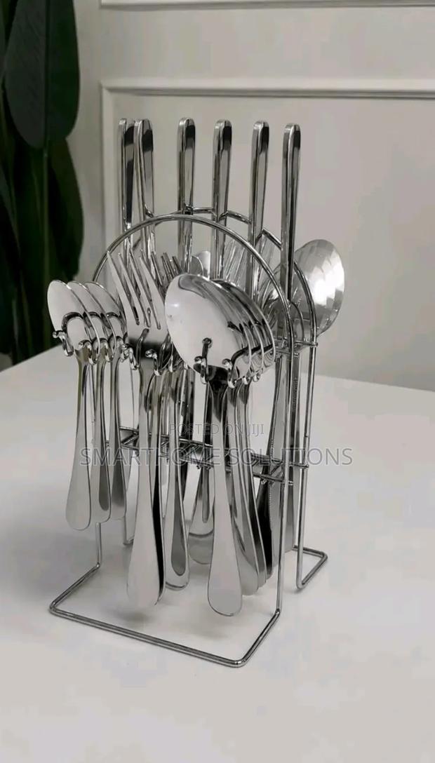 High Quality 24 Pieces Cutlery Set