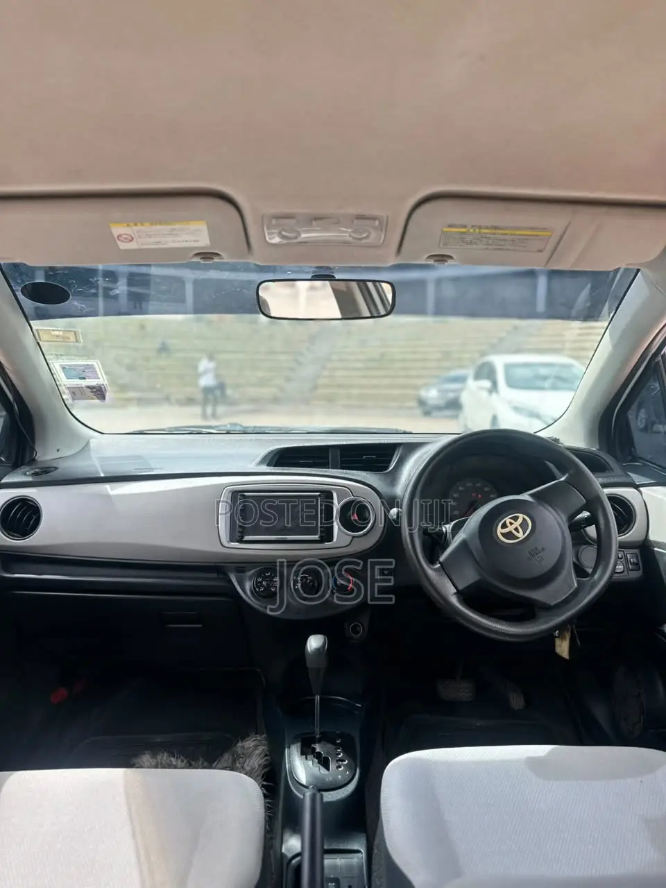 Toyota Vitz 2013 White