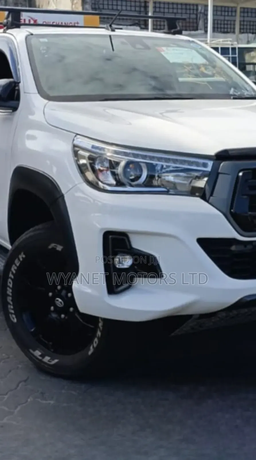 Toyota Hilux Revo Double Cab Deisel 2.4 AWD 2019 White