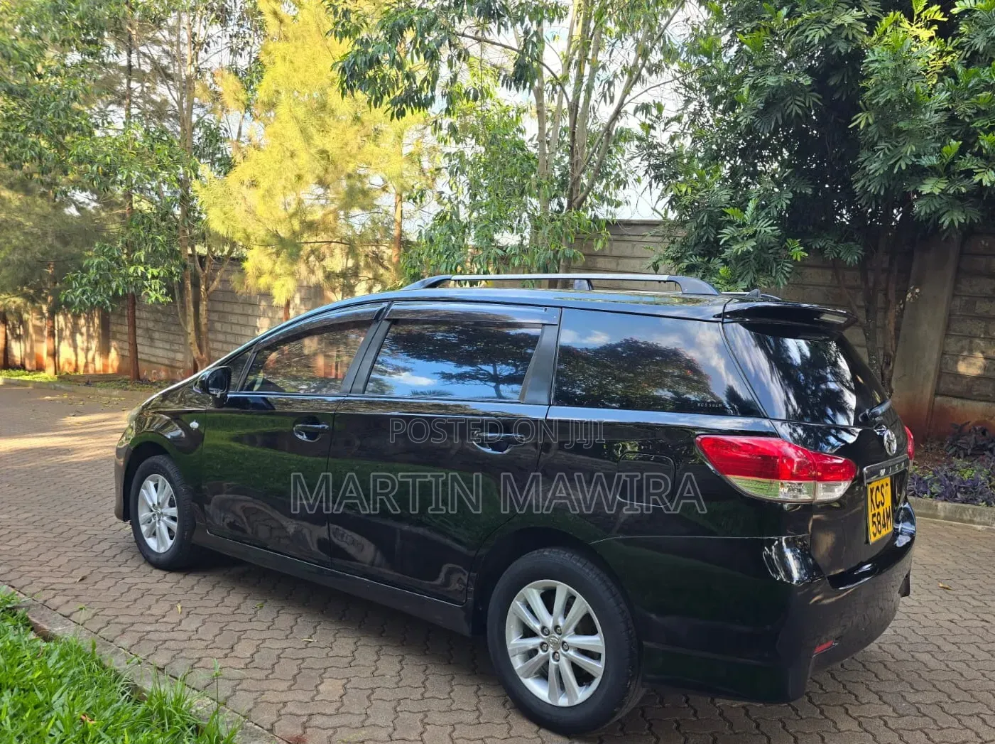 Toyota Wish 2011 Black