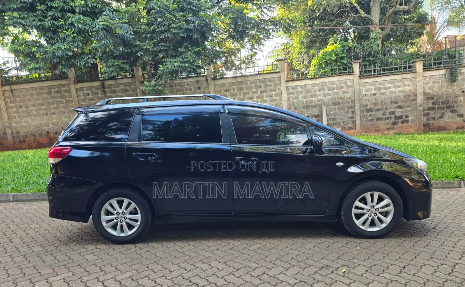 Toyota Wish 2011 Black