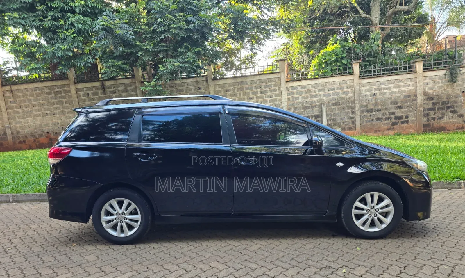 Toyota Wish 2011 Black