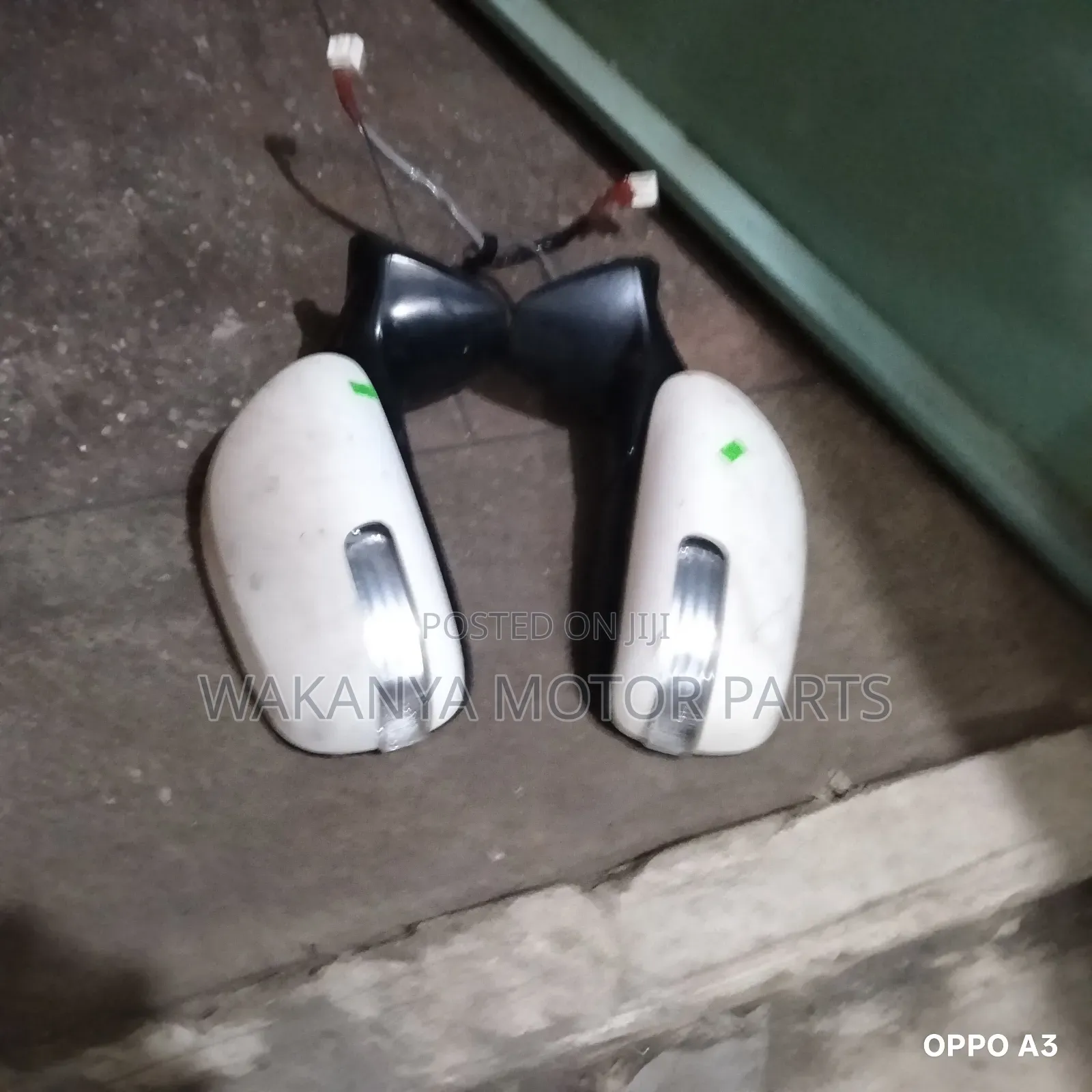 Toyota Auris Model 2008/2010 Power Side Mirror With Blinker, Ex Japan