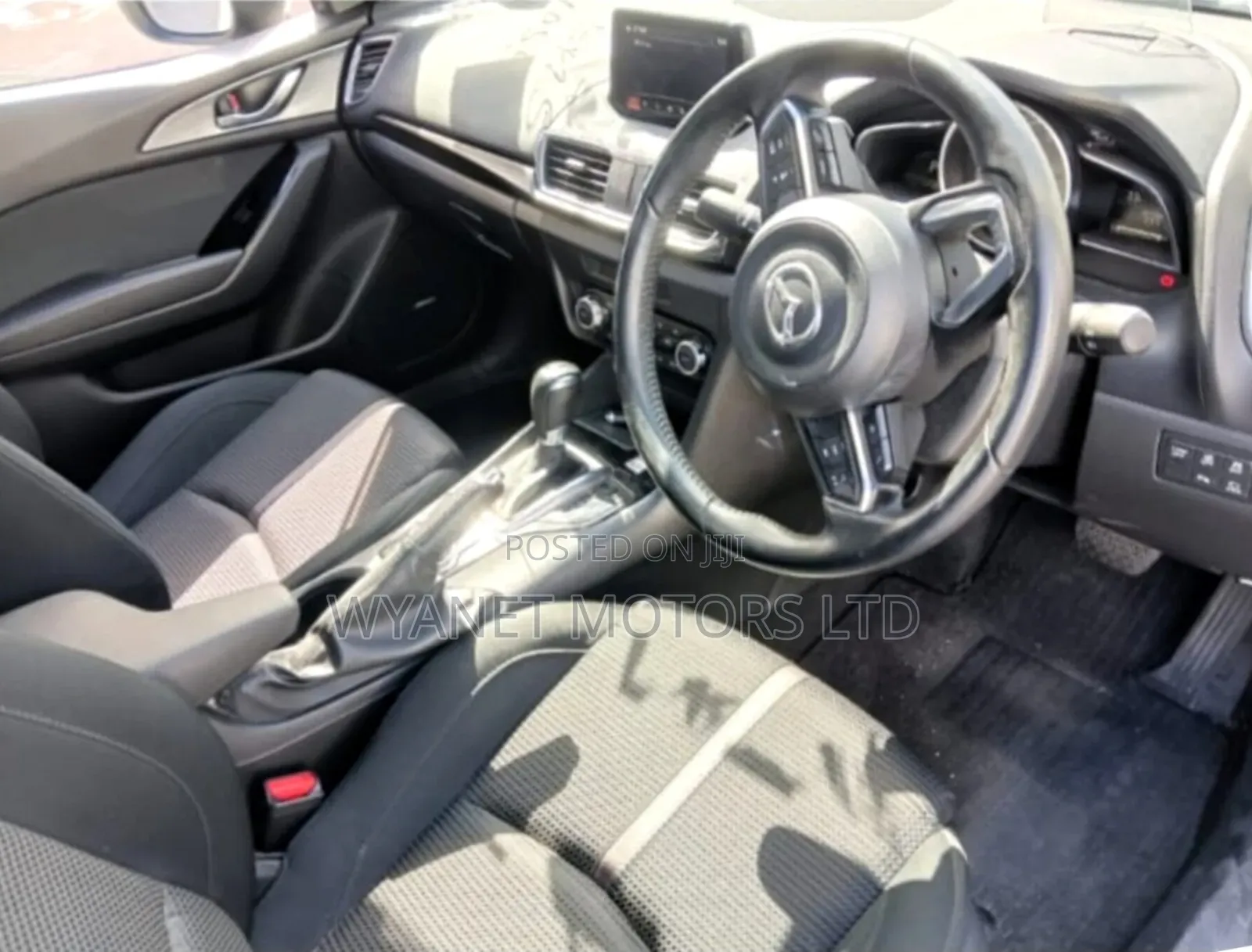 Mazda Axela 2019 White