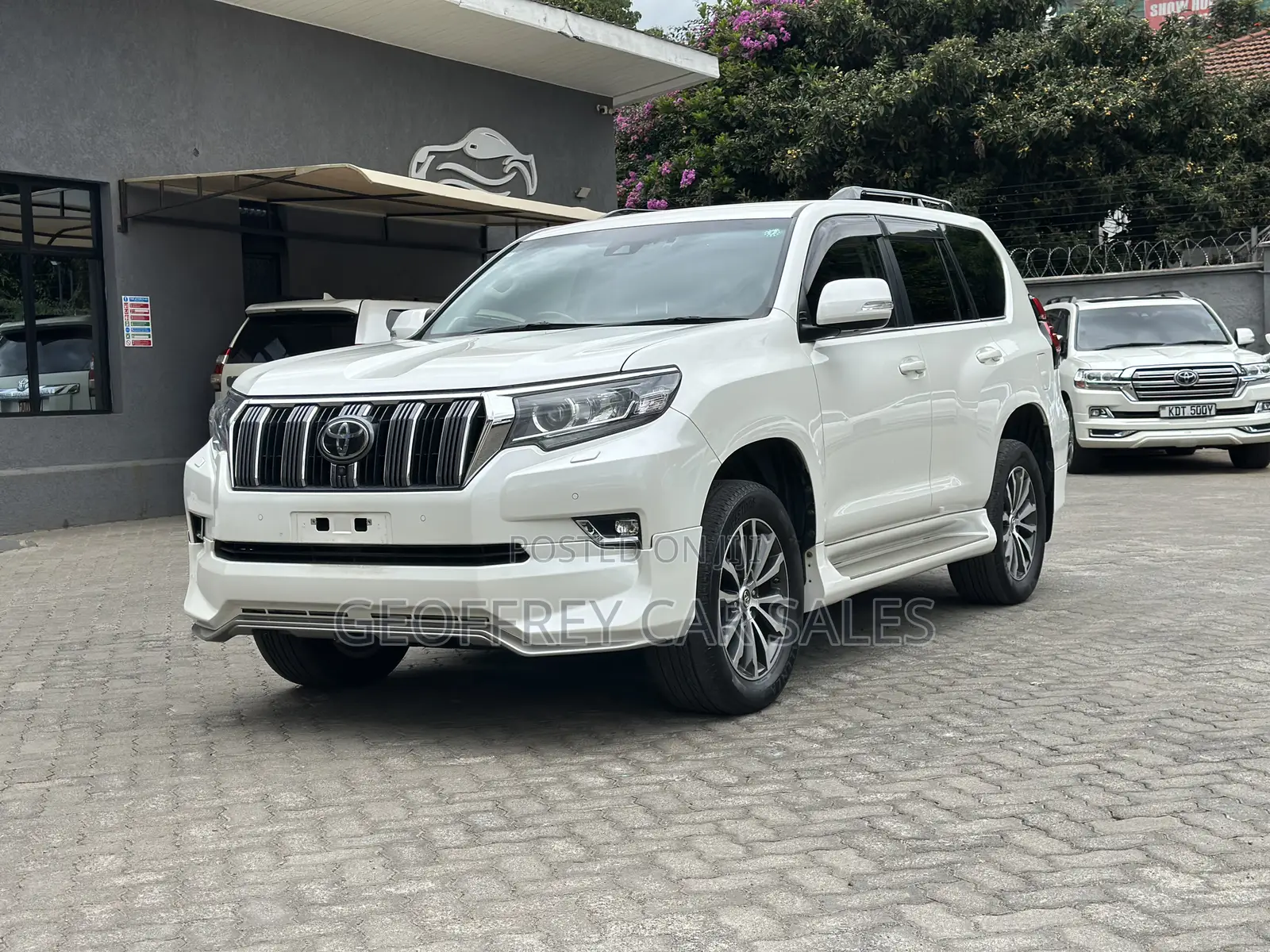 Toyota Land Cruiser Prado 2.8 2020 White