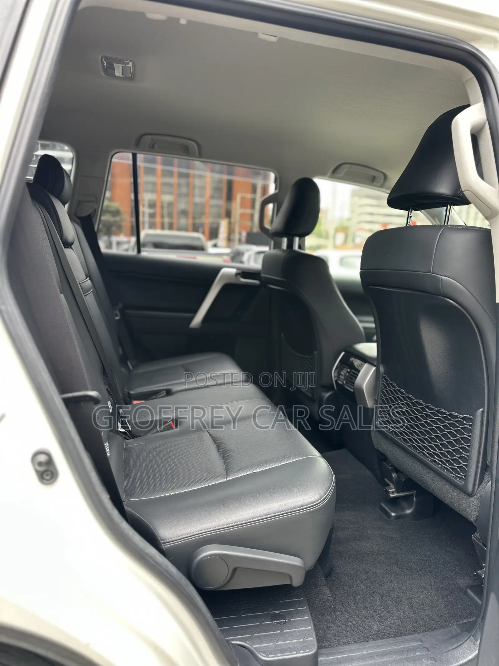 Toyota Land Cruiser Prado 2.8 2020 White