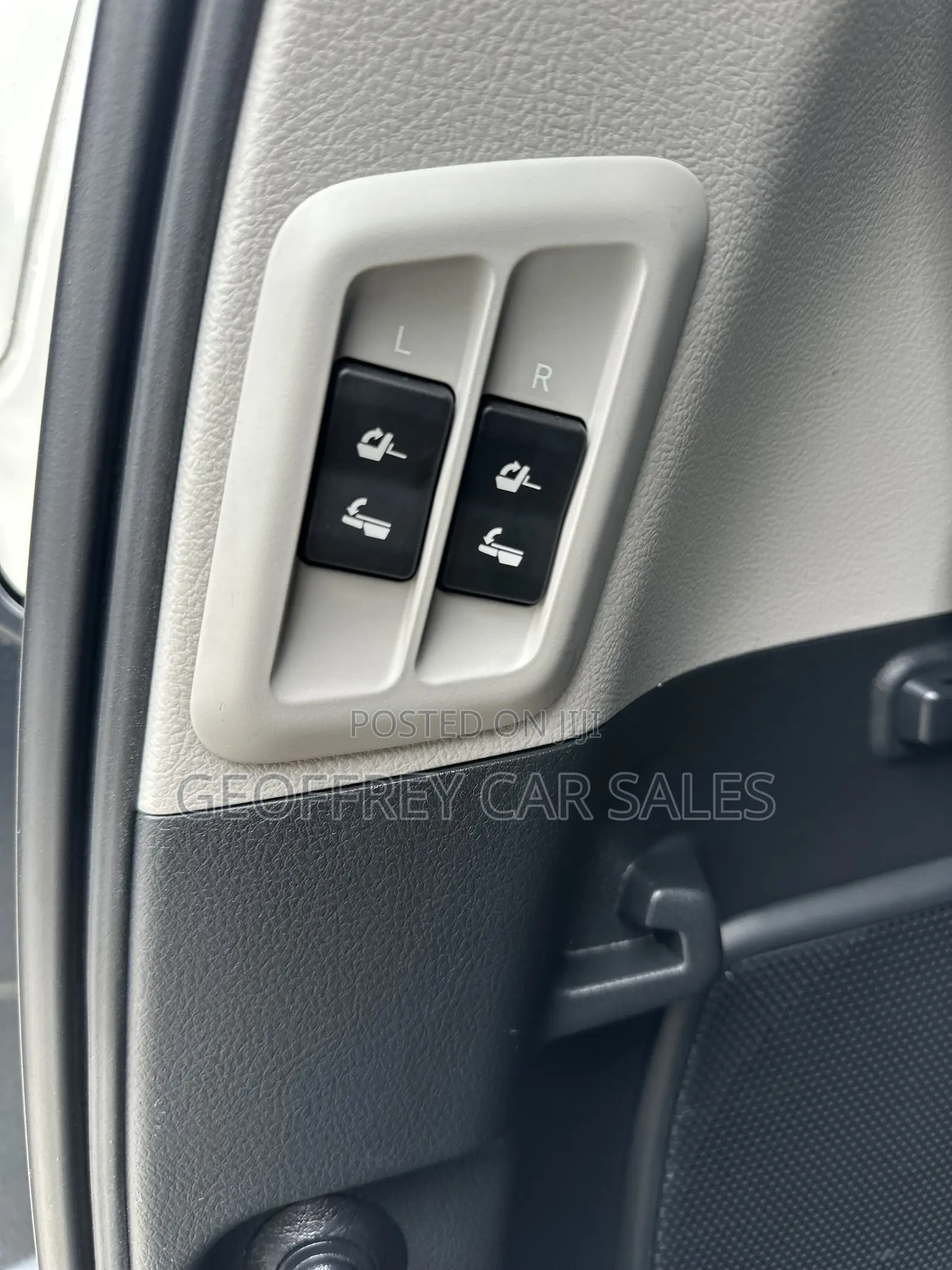 Toyota Land Cruiser Prado 2.8 2020 White