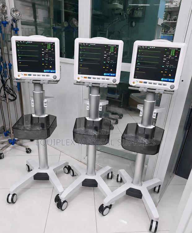New Yonker Patient Monitor With Stand (5 Parameters) Back in Stock