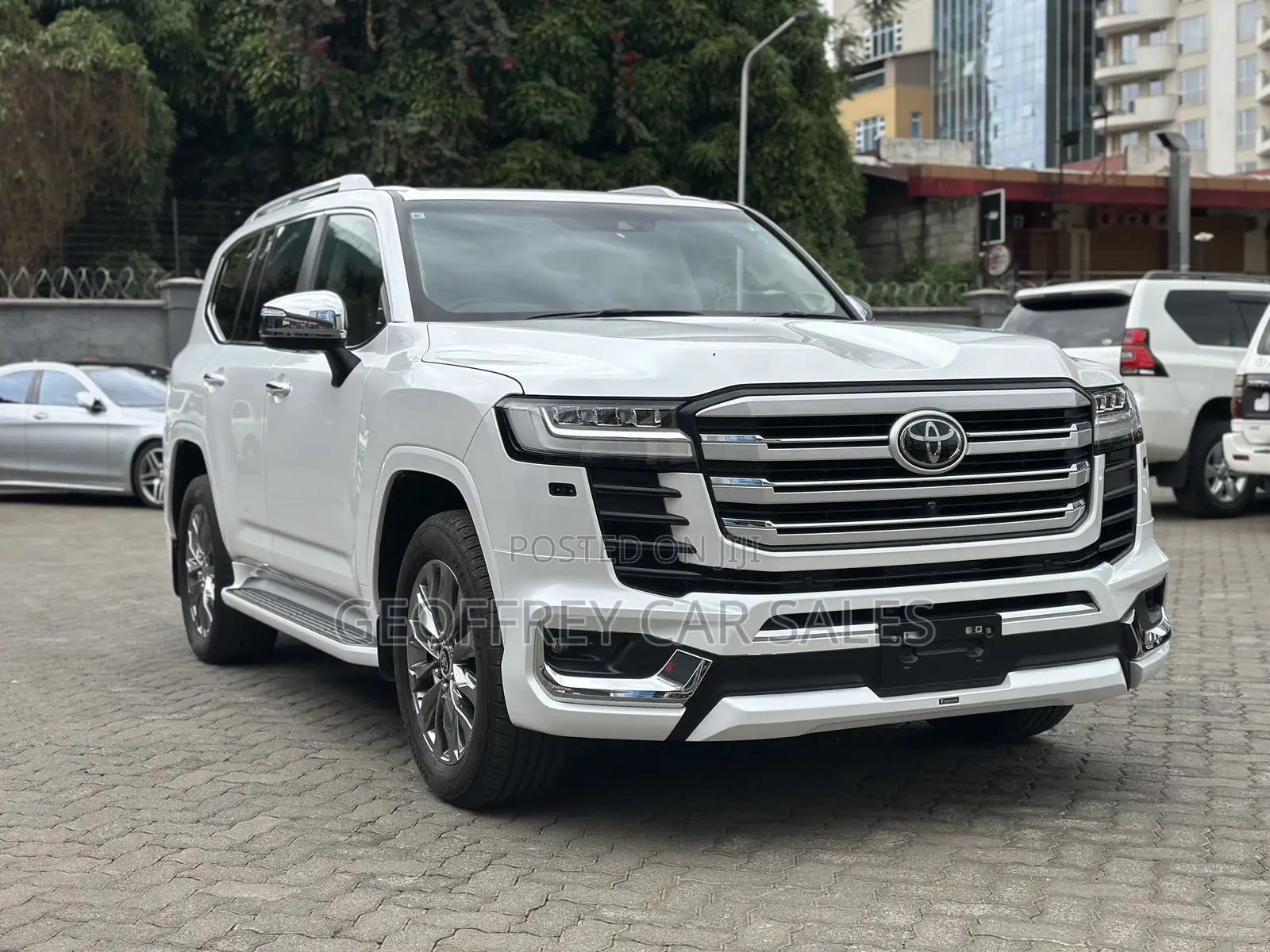 Toyota Land Cruiser 3.5 Petrol 4WD 2022 White