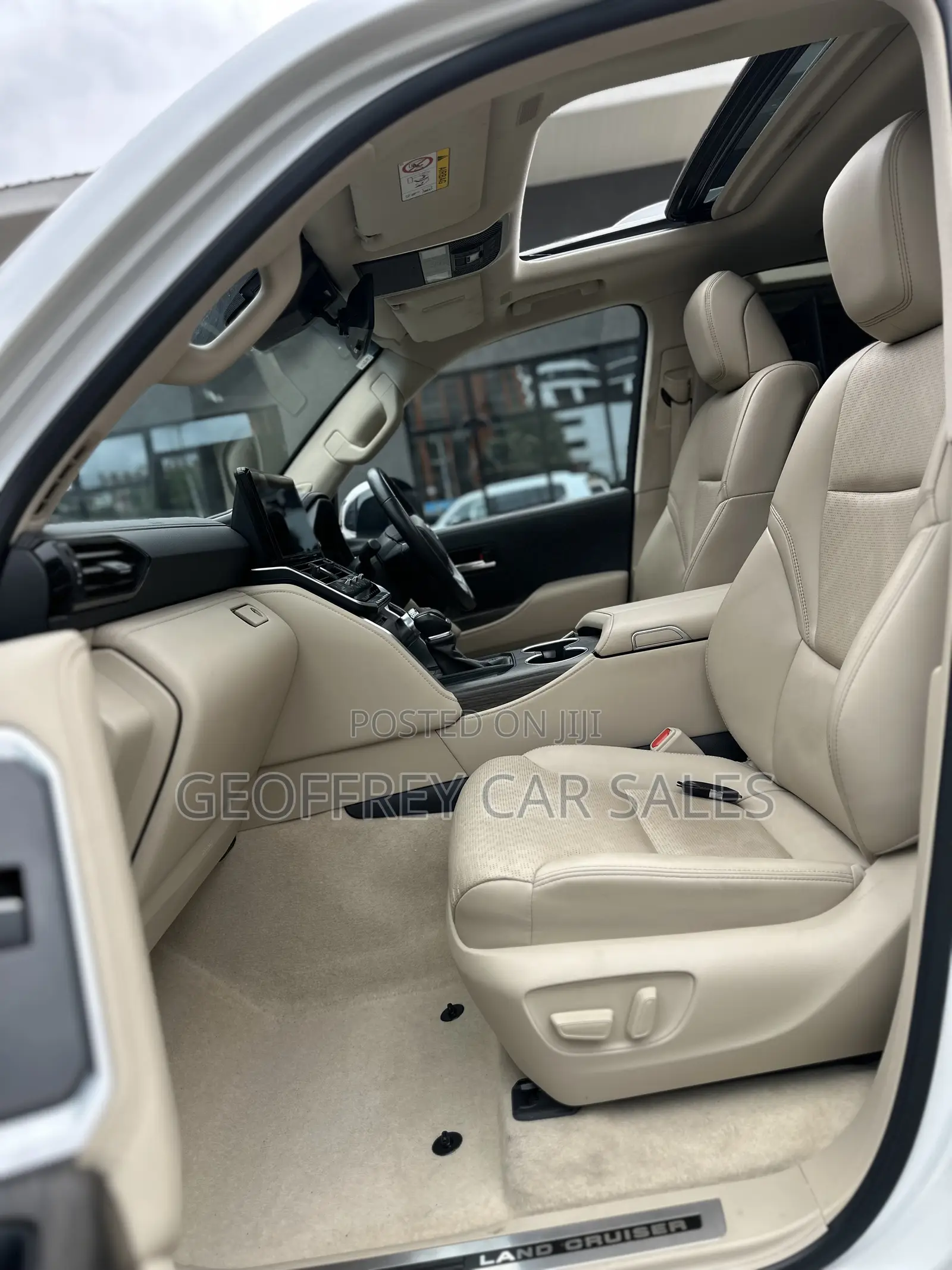 Toyota Land Cruiser 3.5 Petrol 4WD 2022 White