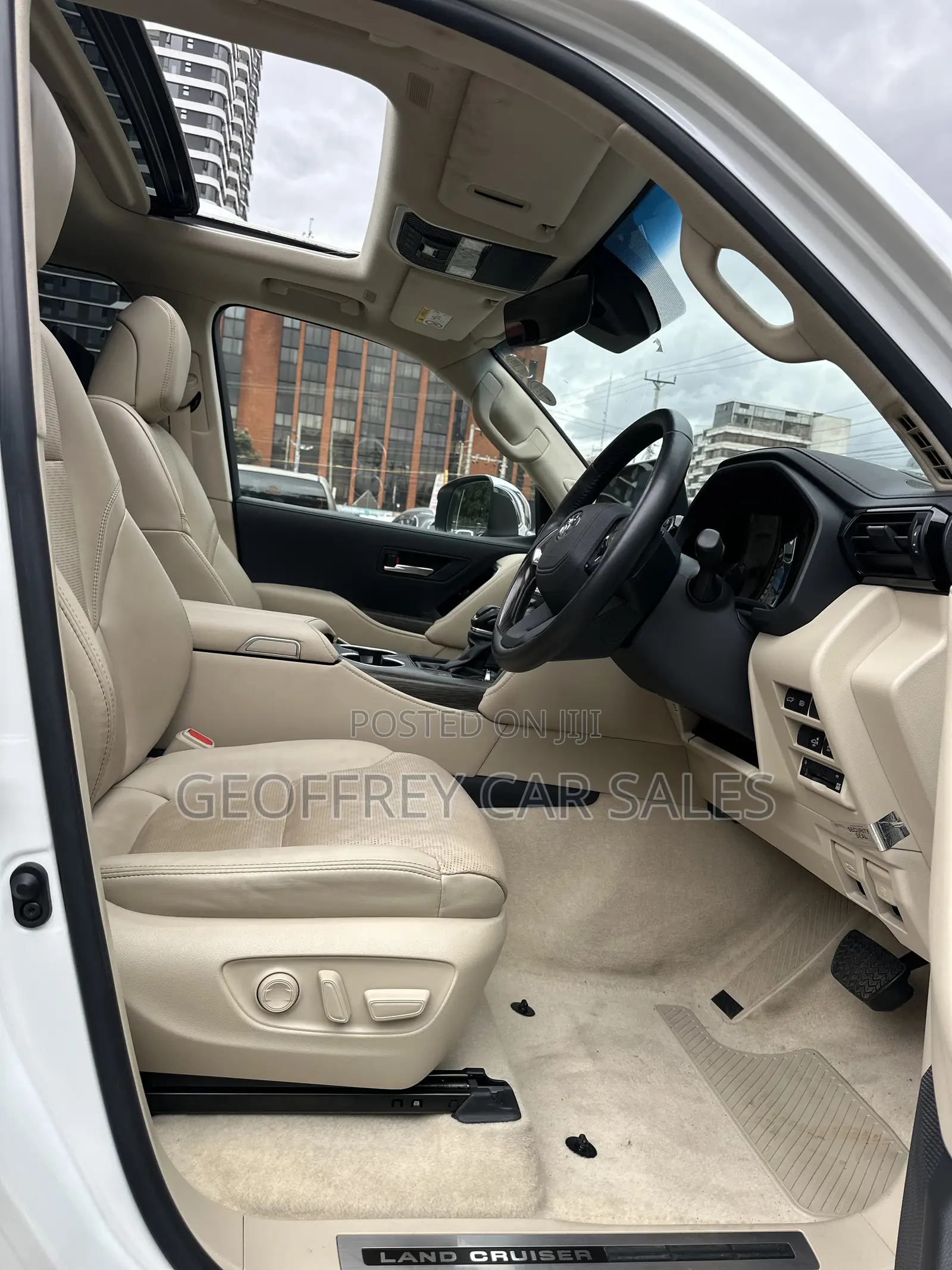 Toyota Land Cruiser 3.5 Petrol 4WD 2022 White