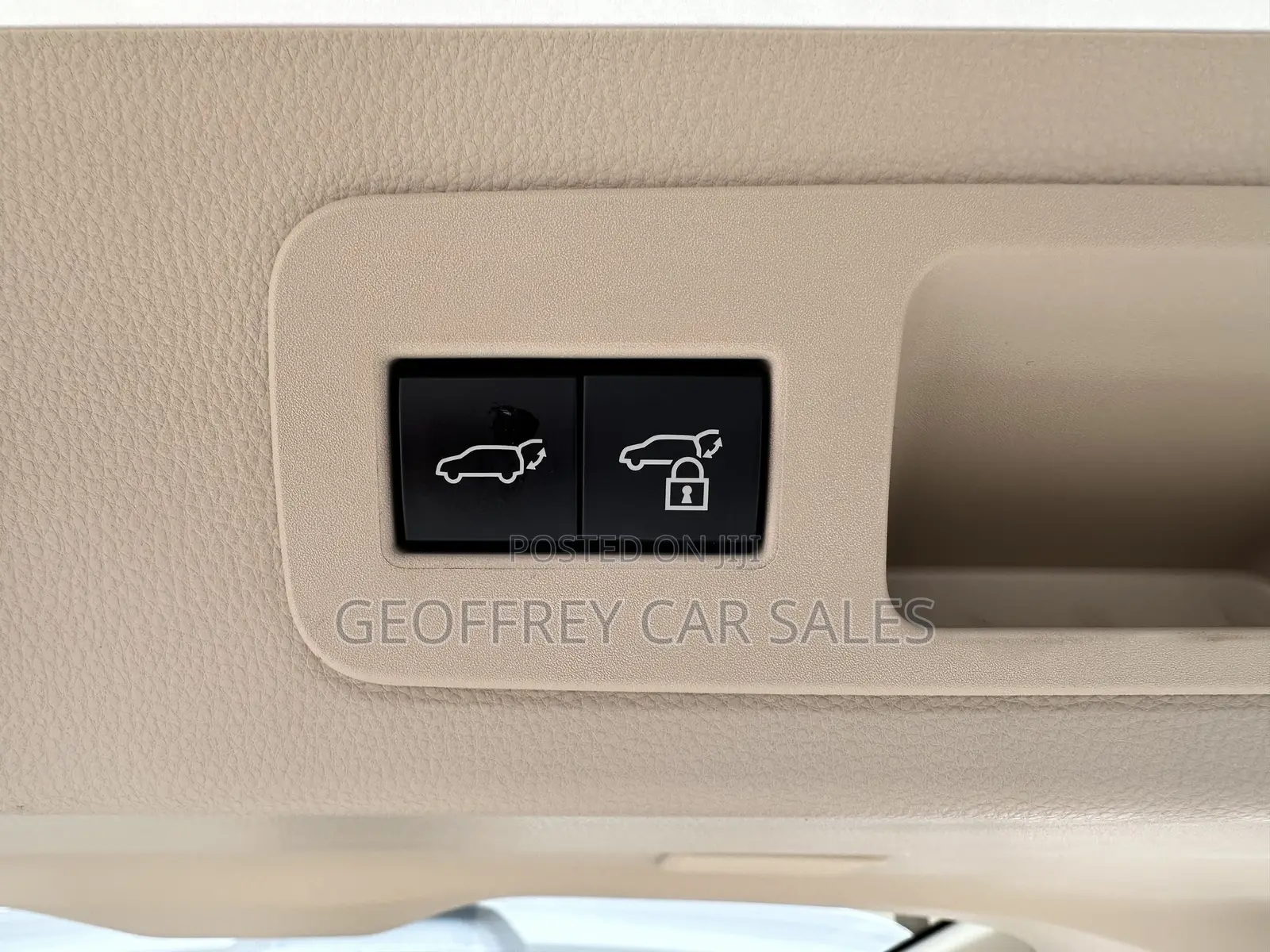 Toyota Land Cruiser 3.5 Petrol 4WD 2022 White