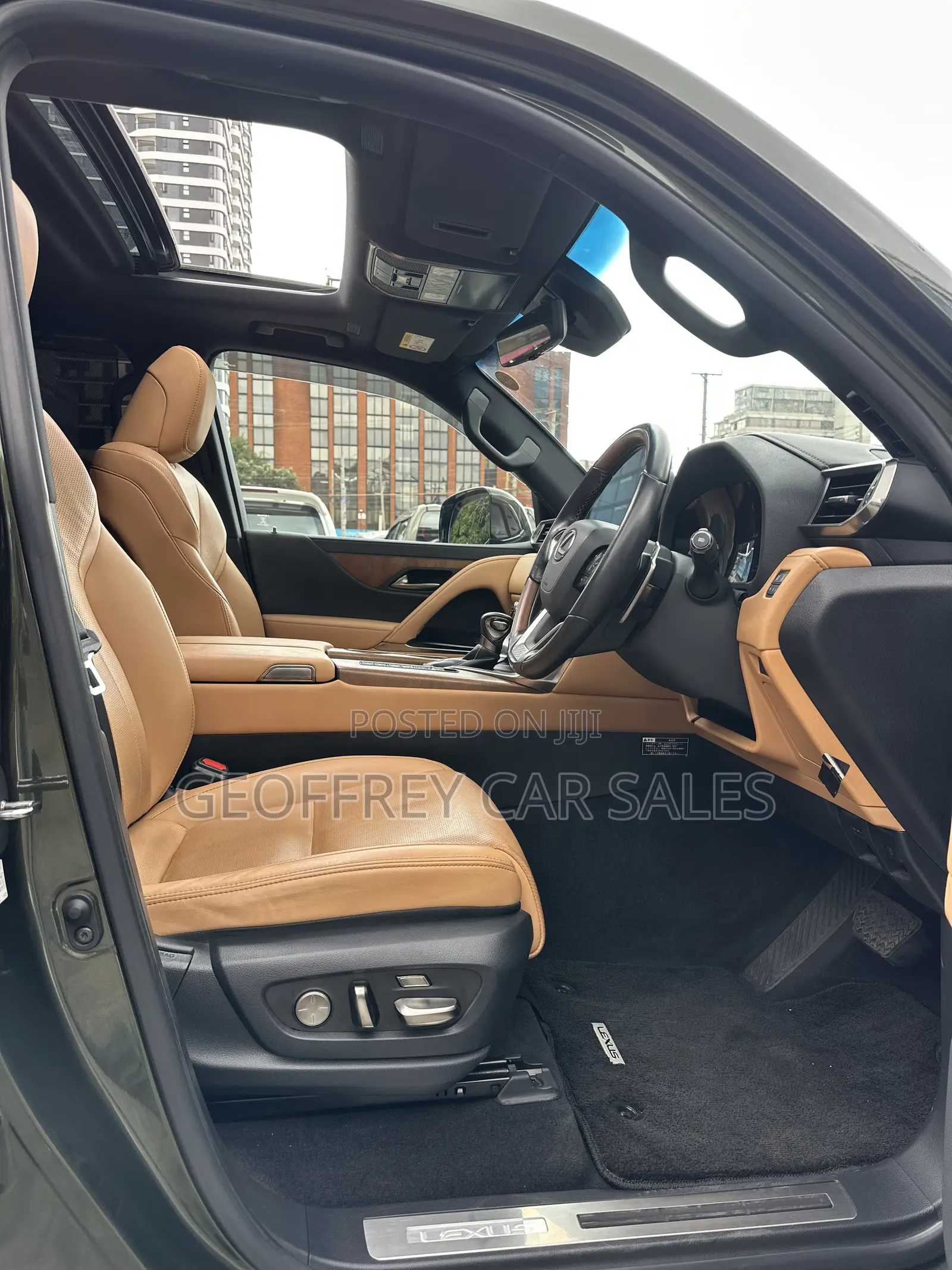 Lexus LX 600 2022 Green