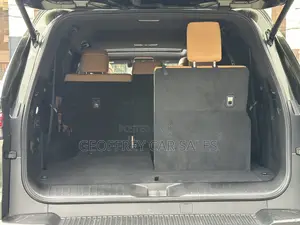 Lexus LX 600 2022 Green