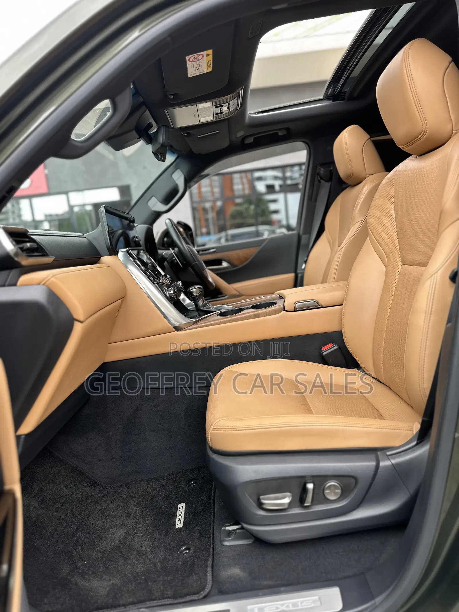 Lexus LX 600 2022 Green