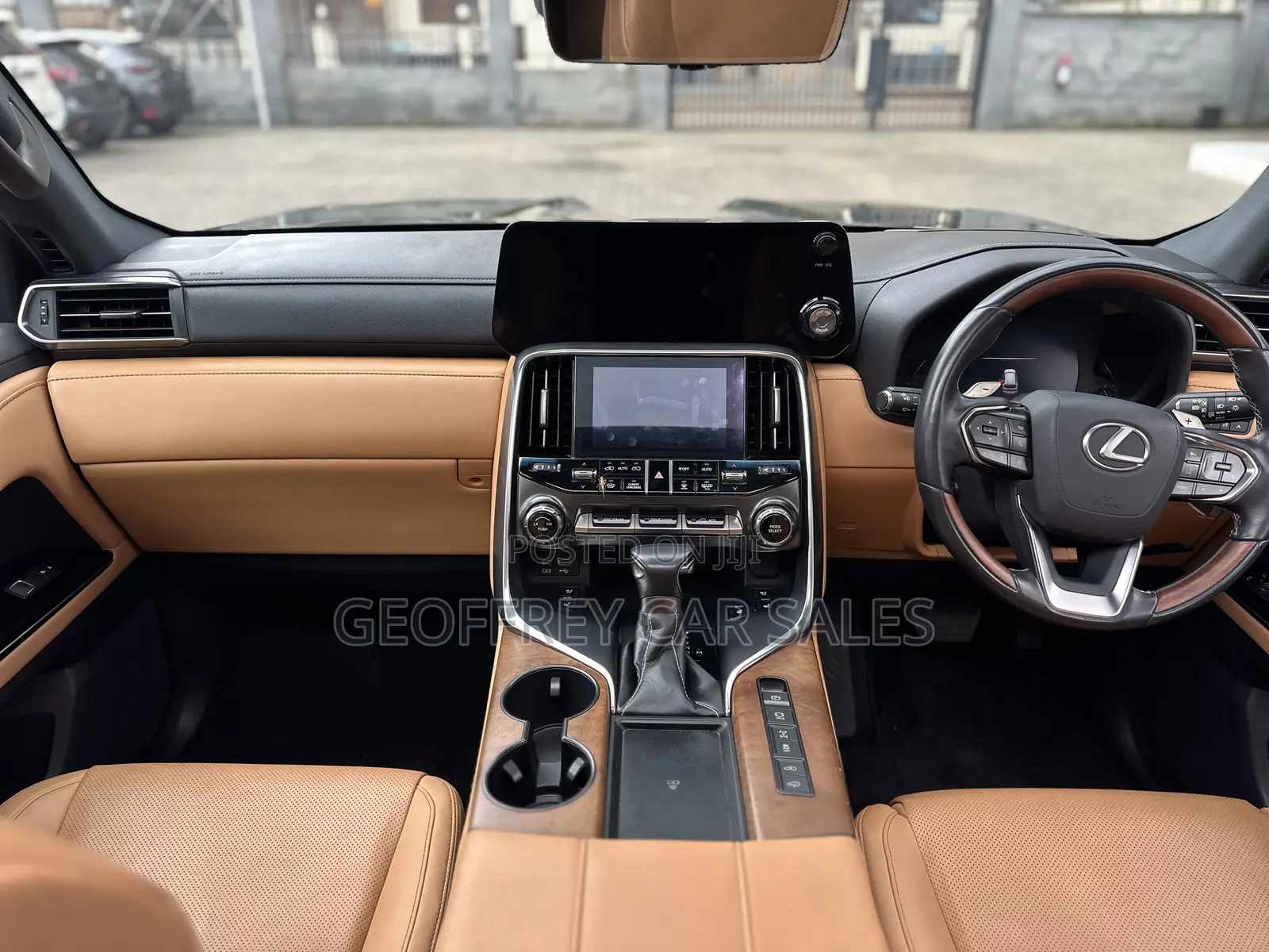 Lexus LX 600 2022 Green