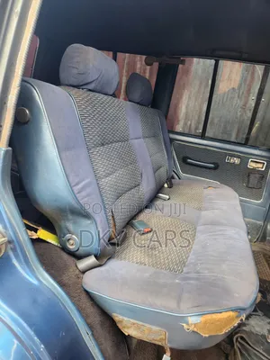 Mitsubishi Pajero 2001 Blue