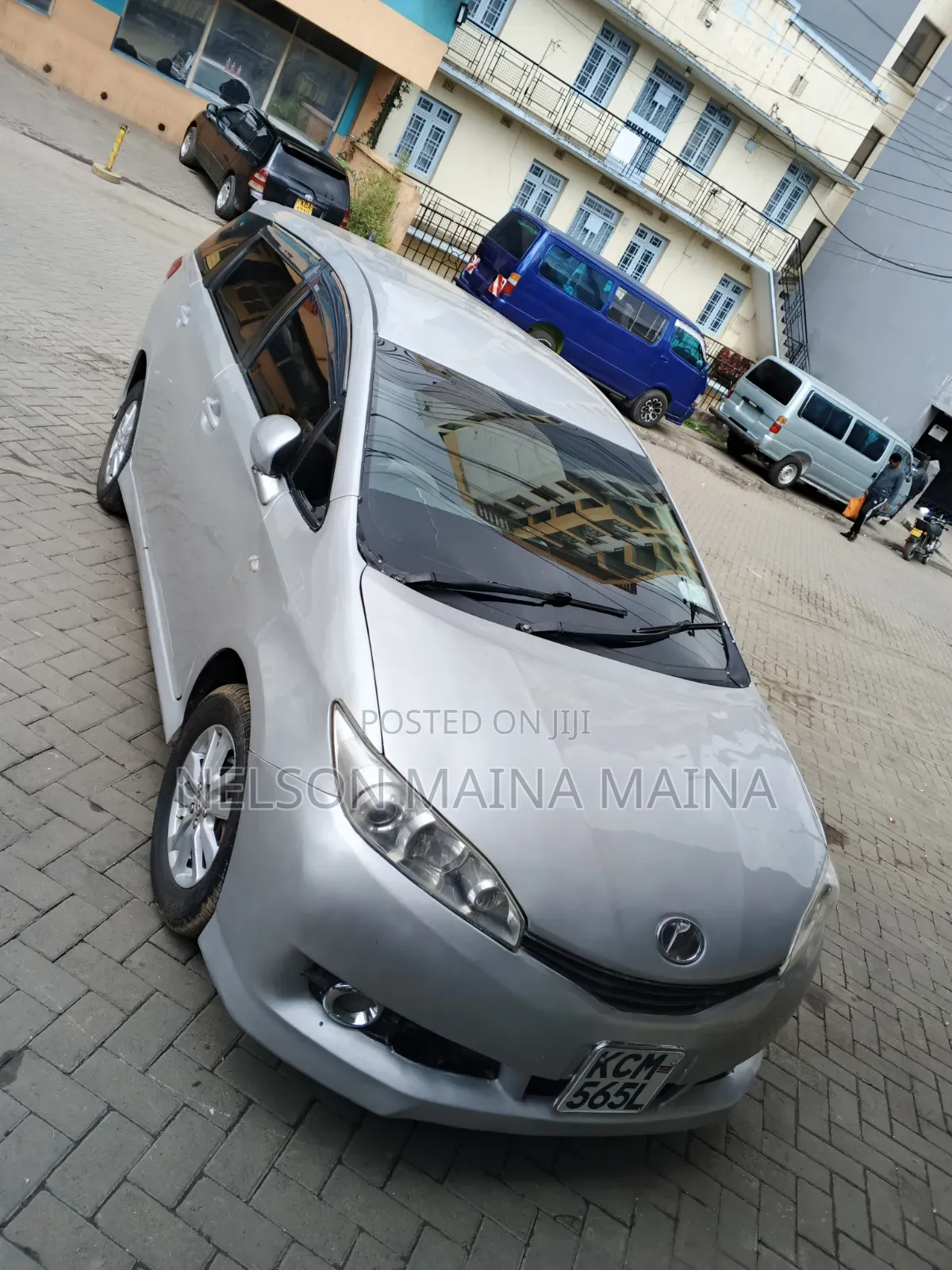 Toyota Wish 2011 Silver