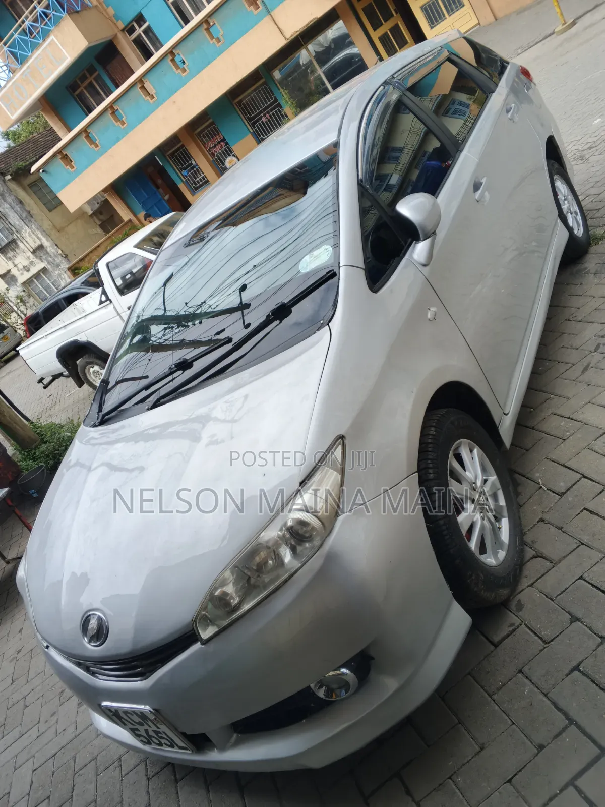 Toyota Wish 2011 Silver