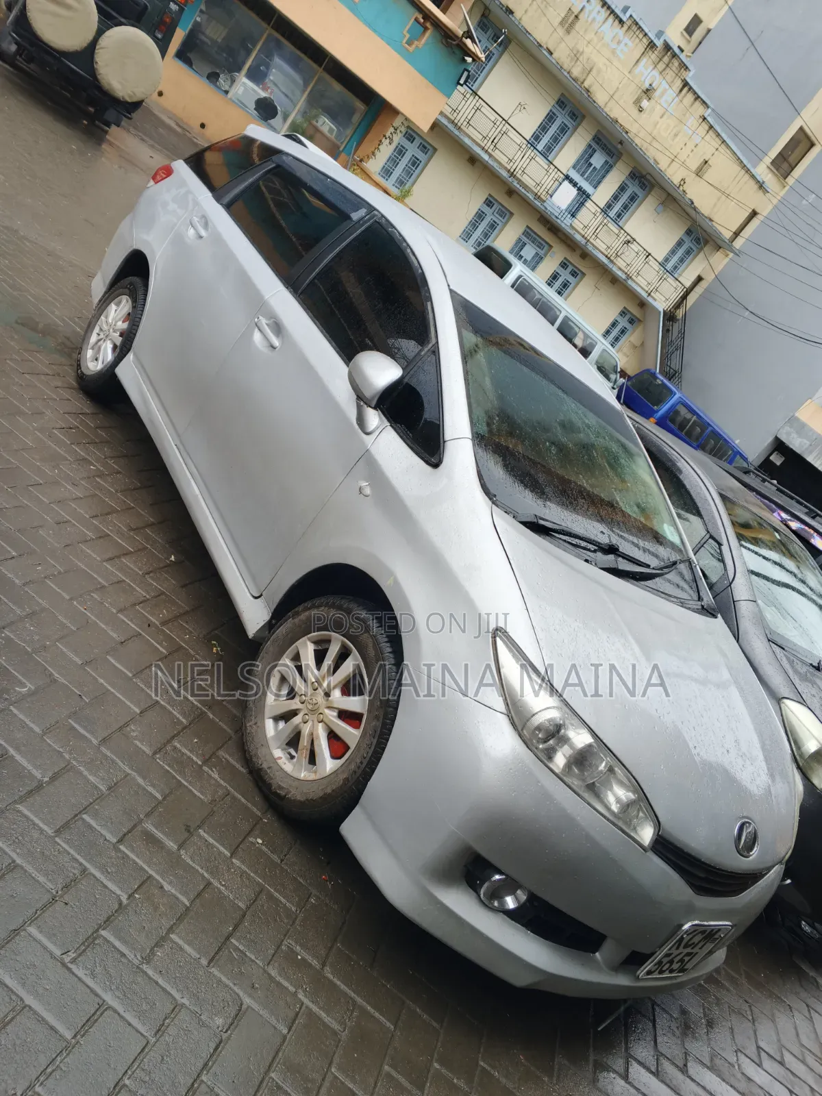 Toyota Wish 2011 Silver