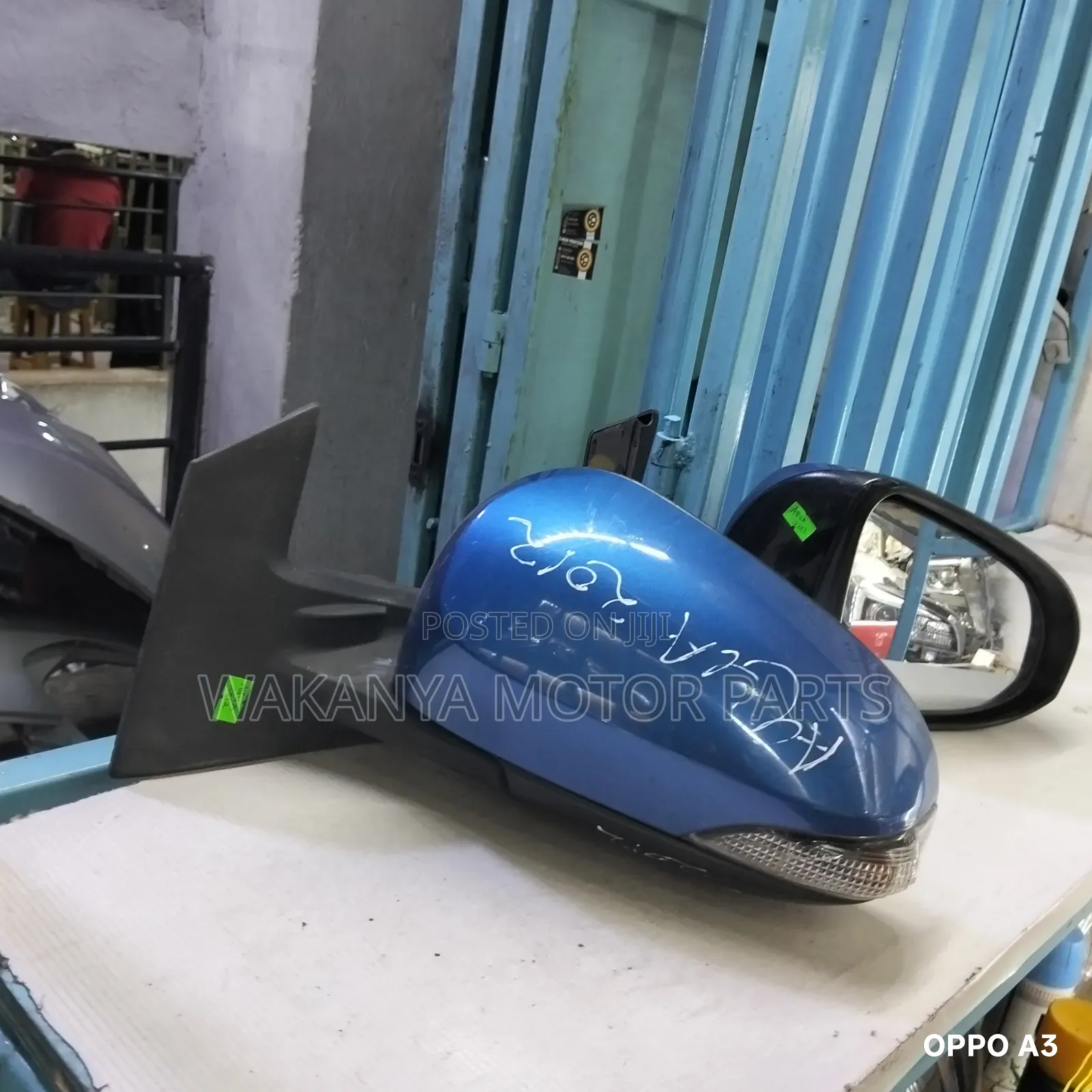 Toyota Aqua Model 2012 Power Side Mirror With Blinker, Ex Japan