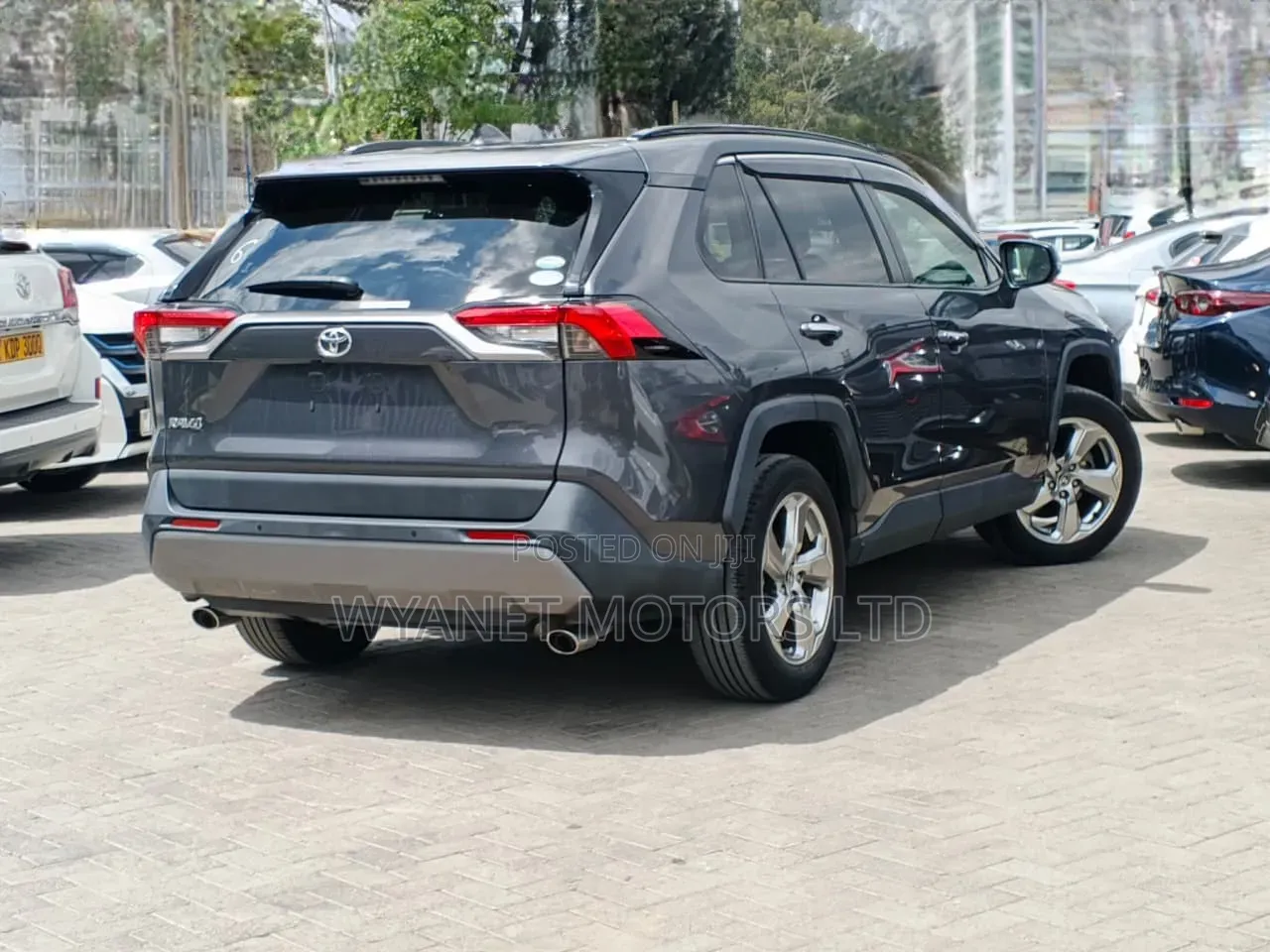 Toyota RAV4 Limited AWD 2020 Gray