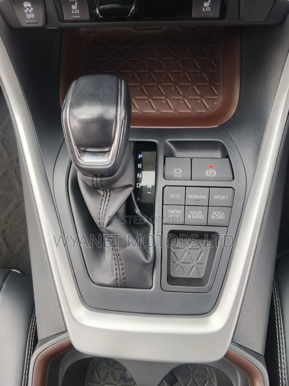 Toyota RAV4 Limited AWD 2020 Gray