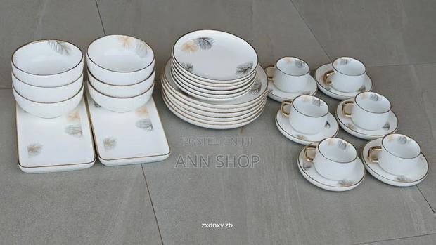 Creamic Dinner Set - main view