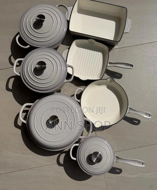 Ast Iron Pots