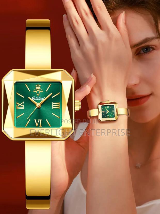 New Ladies Watch 1042