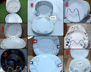 A Set of 6 Square Dinner Plates Size 11 Inches