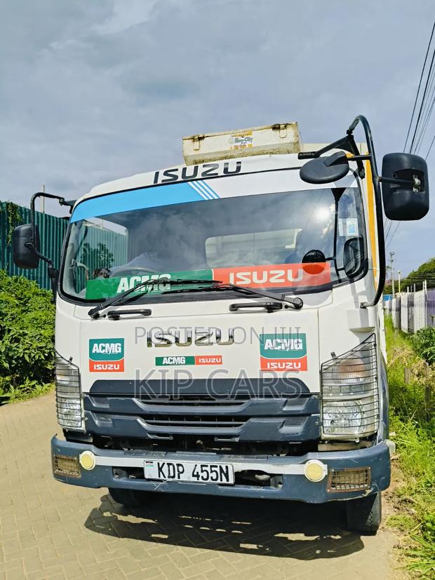Isuzu FRR Slayqueen Openbody - thumbnail 3