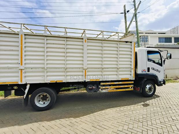 Isuzu FRR Slayqueen Openbody - thumbnail 9