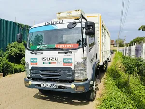 Isuzu FRR Slayqueen Openbody